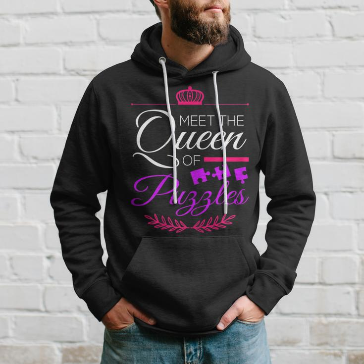 Meet The Queen Of Puzzles Queen Puzzle Kooky Puzzle Lovers Men Hoodie Graphic Print Hooded Sweatshirt Gifts for Him