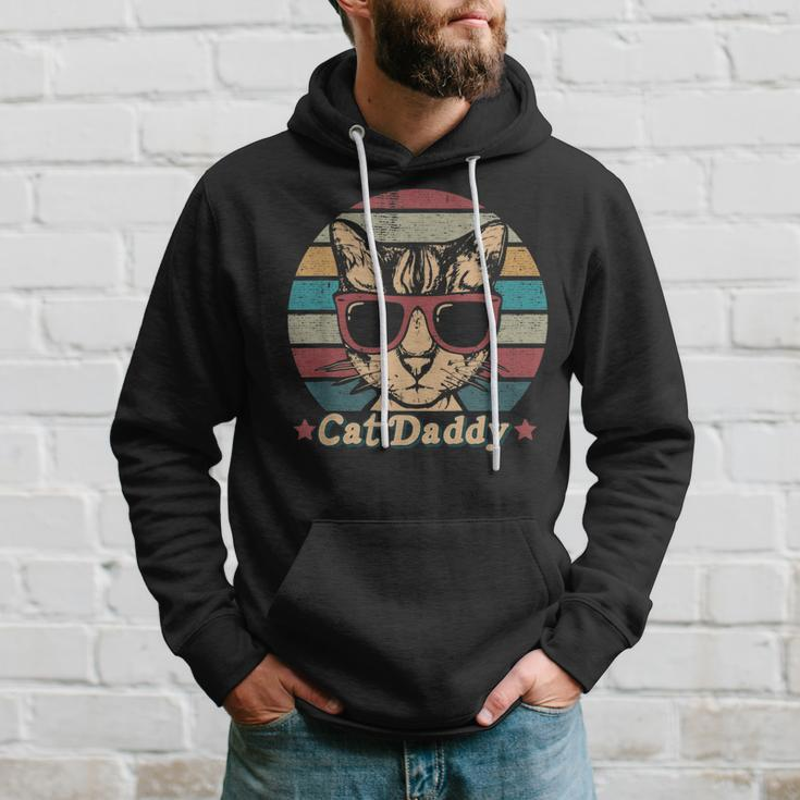 Mens 80S Cat Daddy Vintage Sun Funny Cat In Retro Sunglasses Dad Hoodie Gifts for Him