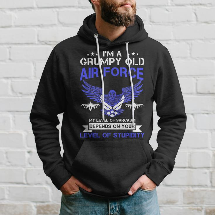 Mens Im A Grumpy Old Air Force Veteran| Veteran Men Hoodie Graphic Print Hooded Sweatshirt Gifts for Him