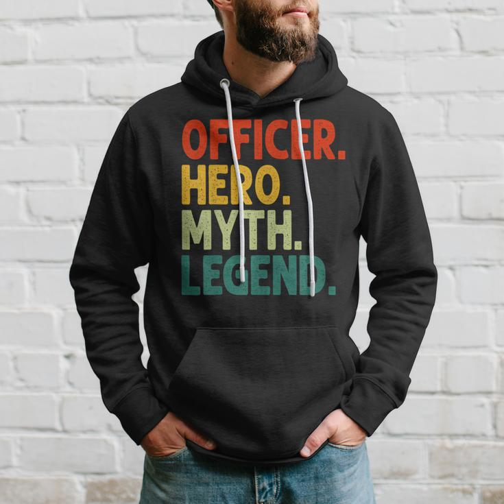 Officer Hero Myth Legend Retro Vintage Polizistin Hoodie Geschenke für Ihn