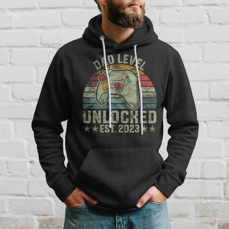 Retro Dad Level Unlocked Est 2023 - Funny New Dad Hoodie Gifts for Him