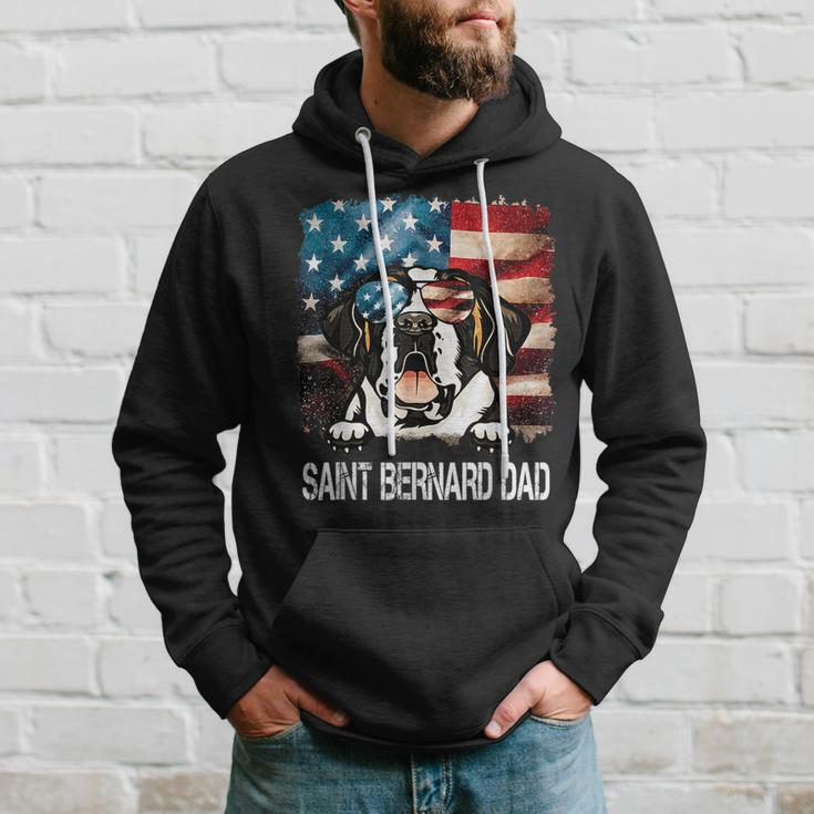 Saint Bernard Dad American Flag 4Th Of July Dog Fathers Day Gift For Mens Hoodie Gifts for Him