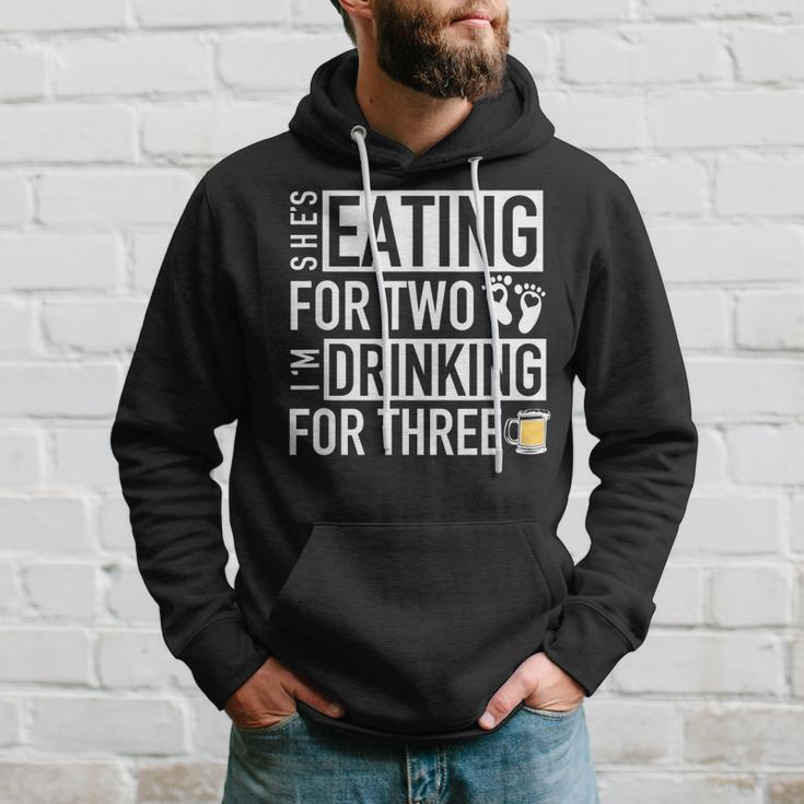 Shes Eating For Two Im Drinking For Three - Dad To Be Hoodie Gifts for Him