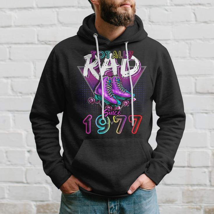 Totally Rad Since 1977 80S 45Th Birthday Roller Skating Men Hoodie Graphic Print Hooded Sweatshirt Gifts for Him