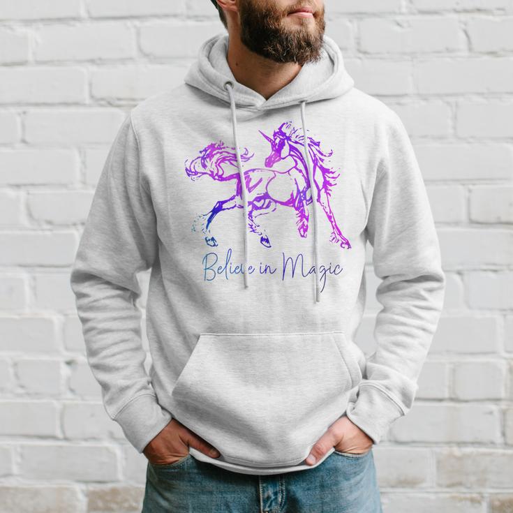 Believe In Magic Einhorn-Hoodie, Vintage-Fantasiekunst für Pferdefans Geschenke für Ihn