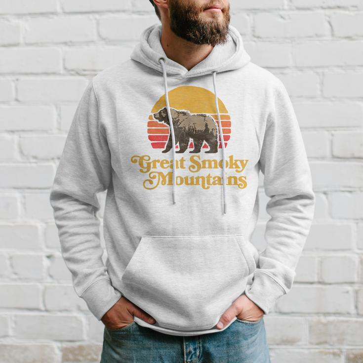 Retro Great Smoky Mountains National Park Bear 80S Graphic Hoodie Gifts for Him