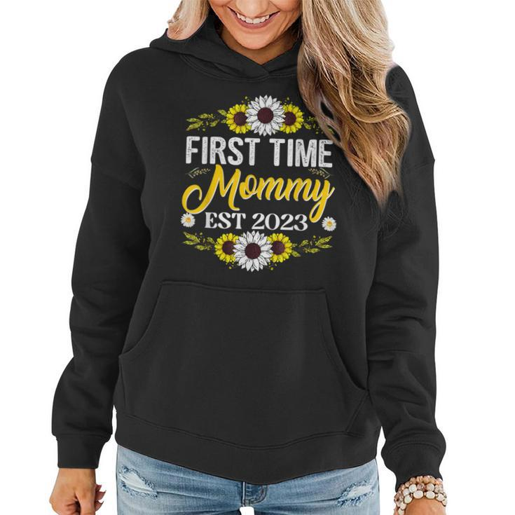 First Time Mommy Est 2023 Mom Pregnancy Announcement  Women Hoodie