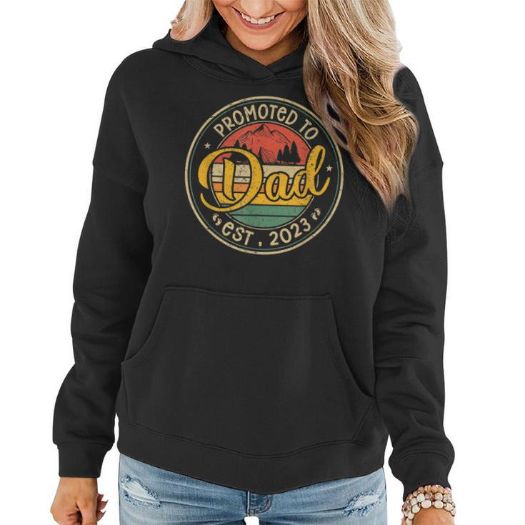 Promoted To Dad Est 2023 Retro New Dad First Dad  Women Hoodie