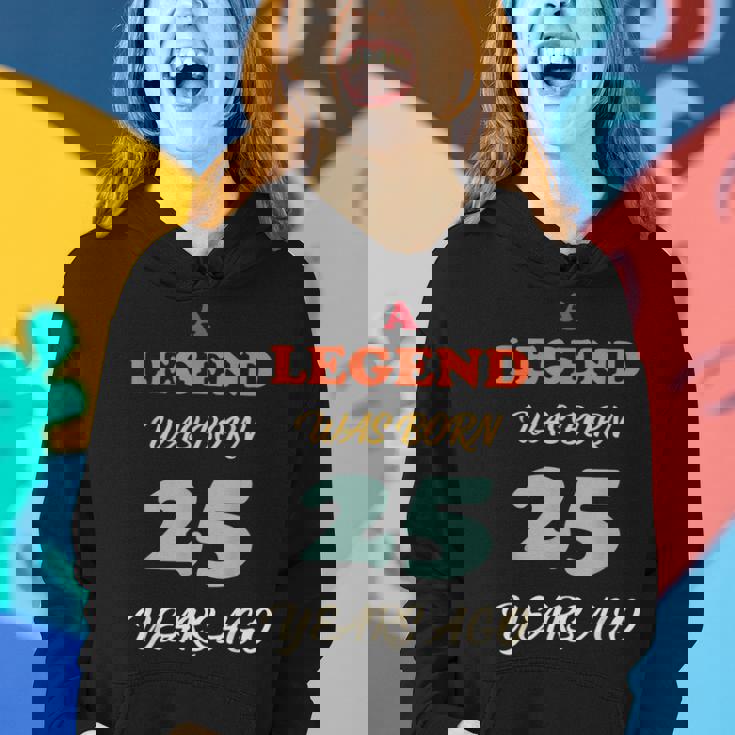 A Legend Was Born Jahrestag Vintage Farben Frauen Hoodie Geschenke für Sie