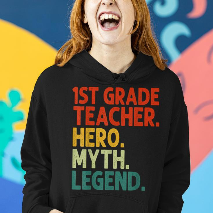 Lehrer der 1. Klasse Held Mythos Legende Hoodie im Vintage-Stil Geschenke für Sie