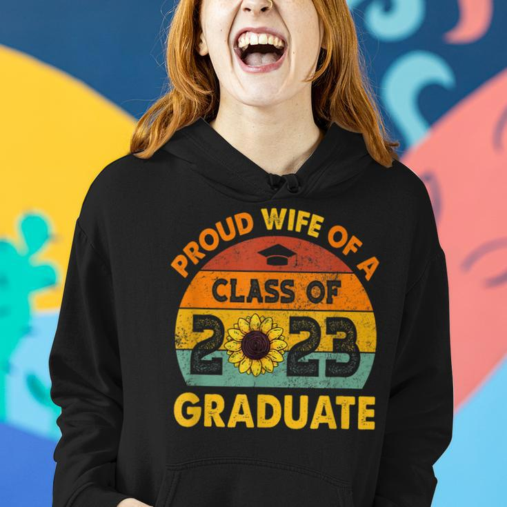 Sonnenblume Senior Proud Wife Class Of 2023 Graduate Vintage Frauen Hoodie Geschenke für Sie