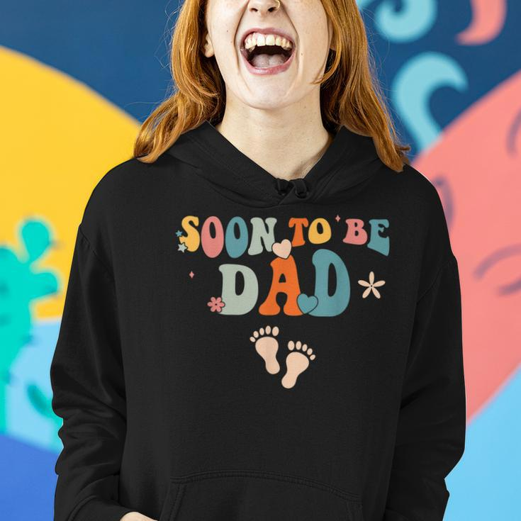 Soon To Be Dad Pregnancy Announcement Retro Groovy Funny Women Hoodie Gifts for Her