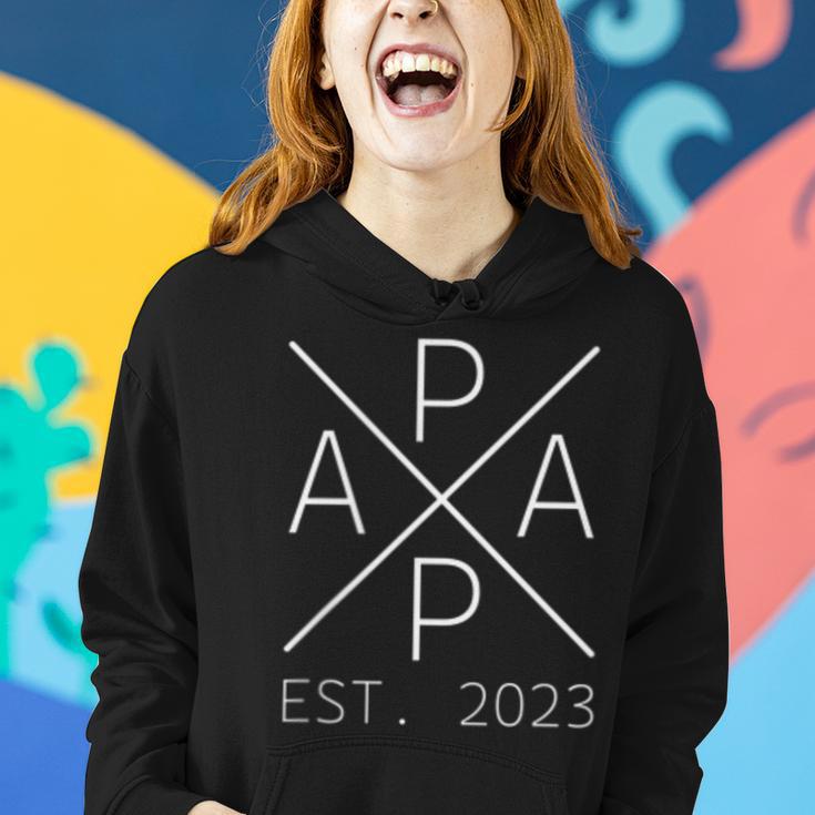 Werdender Papa Est 2023 Stolzer Papa 2023 Women Hoodie Geschenke für Sie