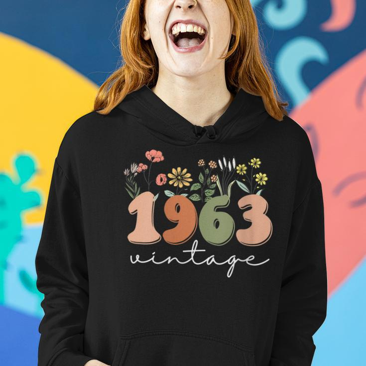 Womens 60 Years Old Vintage 1963 60Th Birthday Wildflower Women Women Hoodie Gifts for Her