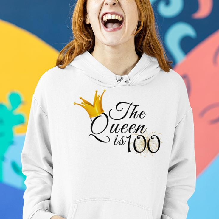 Damen 100. Geburtstag Hoodie - The Queen Is 100 Design für Oma & Mama Geschenke für Sie