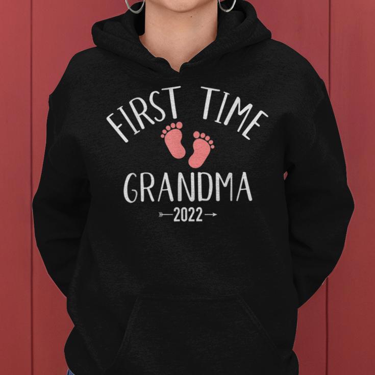 Zum Ersten Mal Oma 2022 Werdende Großmutter Frauen Hoodie