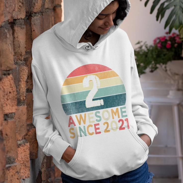 Kids 2Nd Birthday Vintage Retro 2 Years Old Awesome Since 2021 Youth Hoodie