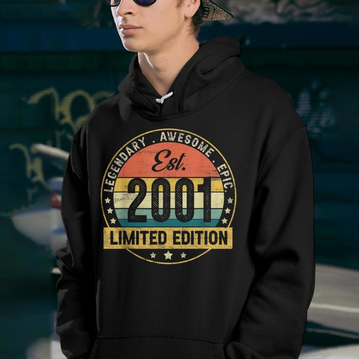 Est Vintage 2001 22 Year Old Gifts 22Nd Birthday Boys Girls Youth Hoodie