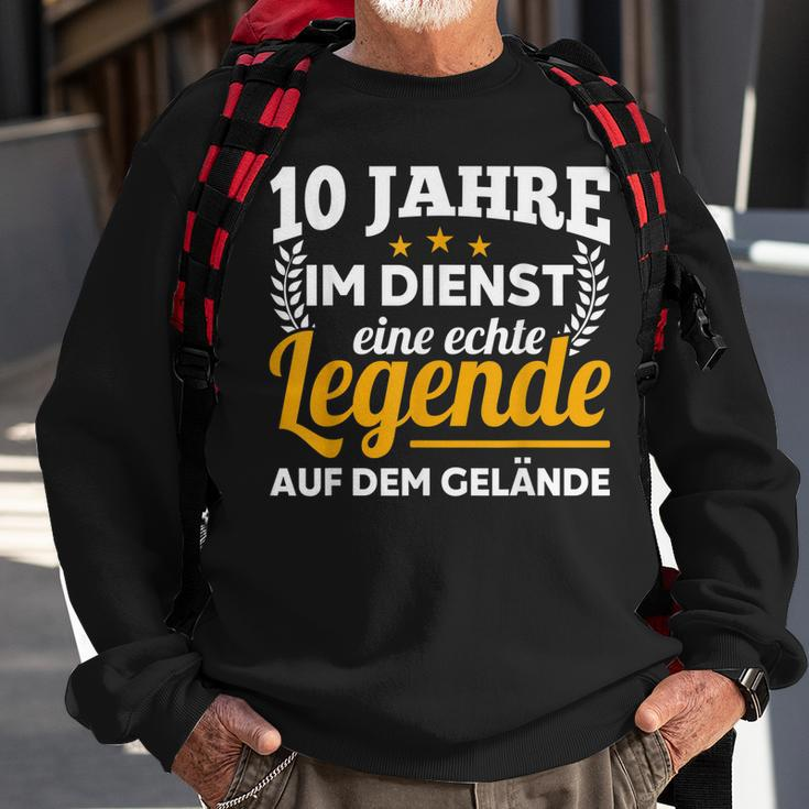 10 Jahre Im Dienst Legende Auf Dem Gelände Dienstjubiläum Sweatshirt Geschenke für alte Männer