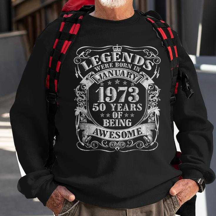 50 Geburtstag Geschenk Mann Legenden Sind Im Januar 1973 V2 Sweatshirt Geschenke für alte Männer