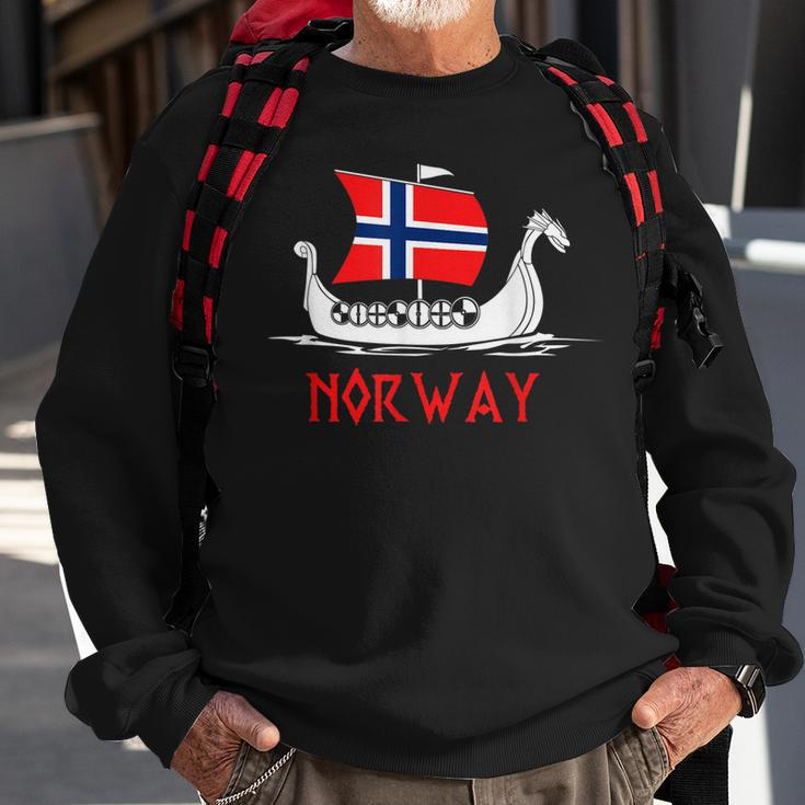 Boat Norwegian Flag Norway Viking Ship Norway Sweatshirt Gifts for Old Men