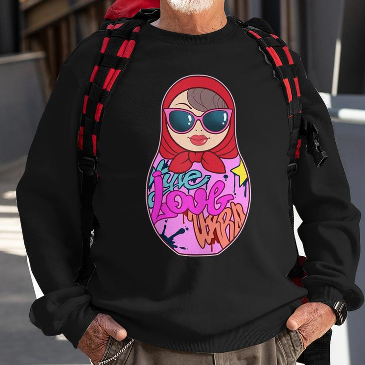 Damen Bunte Graffiti Püppchen Punk Matroschka Sprayer Puppe Sweatshirt Geschenke für alte Männer
