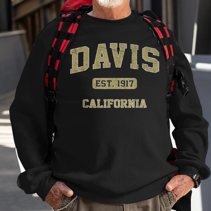 Davis California Ca Vintage State Athletic Style Sweatshirt Gifts for Old Men