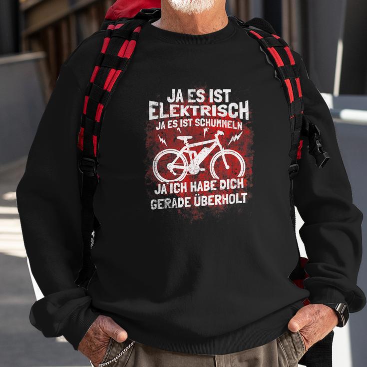 Fahrrad Elektrofahrrad Spruch Lustig Motiv Radfahren Bike V2 Sweatshirt Geschenke für alte Männer