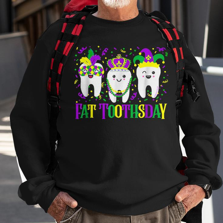 Fat Toothsday Mardi Gras Mask Beads Carnival Funny Dentist Sweatshirt Gifts for Old Men