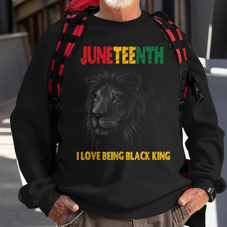 I Love Being A Black King Dad Fathers Day Lion Juneteenth Sweatshirt Gifts for Old Men