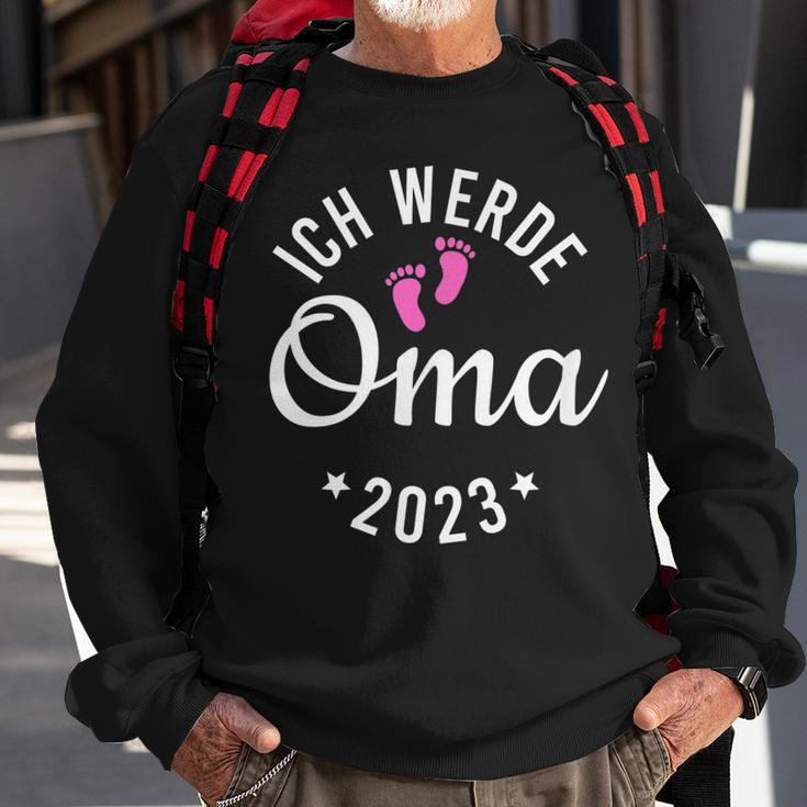 Ich Werde Oma 2023 Sweatshirt, Lustiges Oberteil mit Fußabdrücken Geschenke für alte Männer