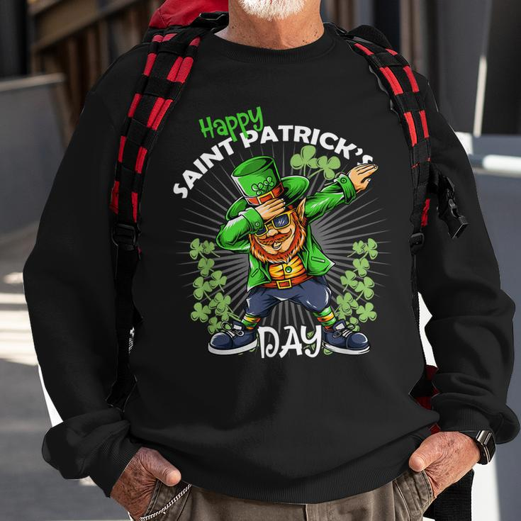 Leprechaun Dabbing Happy Saint Patricks Day Shamrock Lucky Sweatshirt Gifts for Old Men