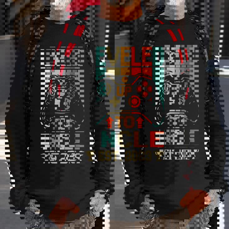 Leveling Up To Uncle 2023 Vintage Promoted To Uncle Est 2023 Sweatshirt Gifts for Old Men