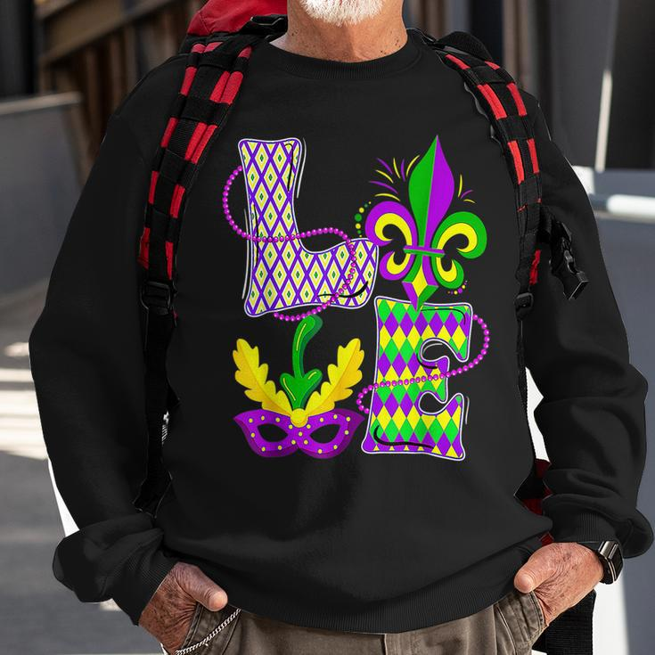 Love Mardi Gras Party Fat Tuesday Carnival Festival Sweatshirt Gifts for Old Men