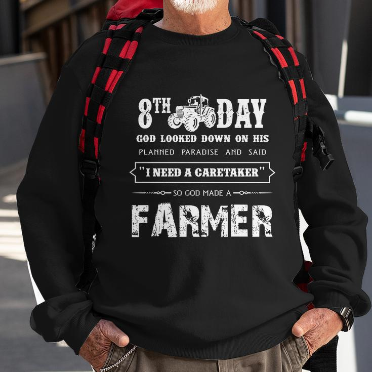 Perfect Farmer T-Shirt Gift On The 8Th Day God Made Farmer Men Women Sweatshirt Graphic Print Unisex Gifts for Old Men