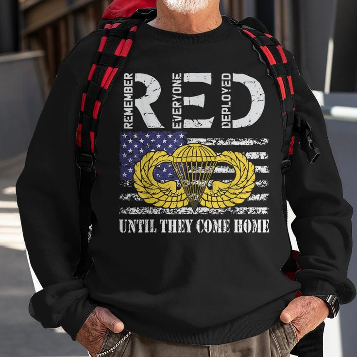 Red Friday Military Army Airborne Paratrooper Veteran Retro Sweatshirt Gifts for Old Men