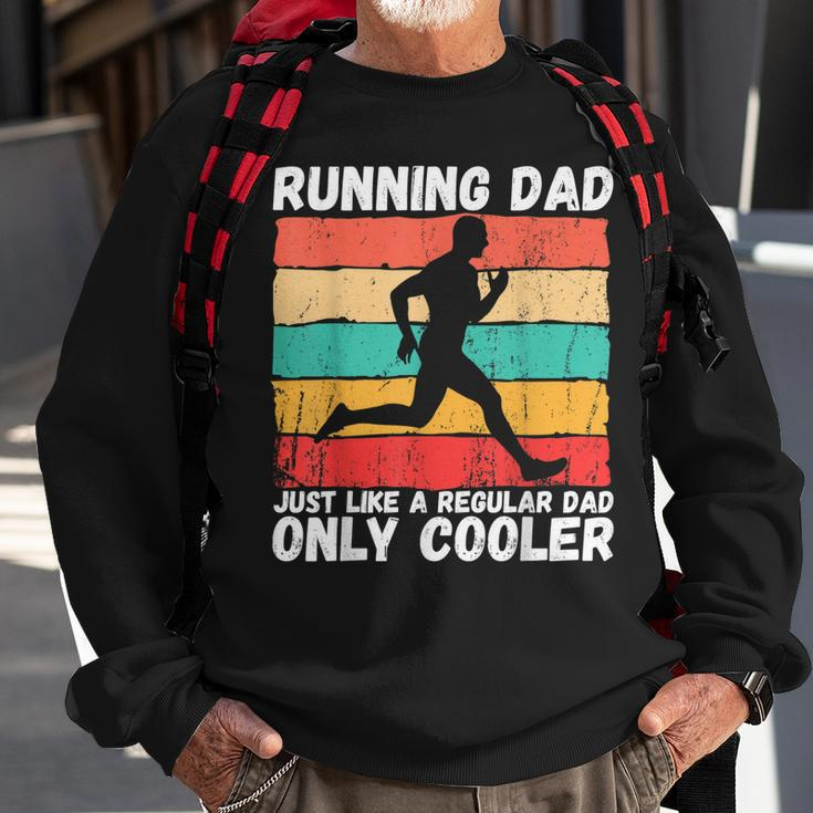 Retro Running Dad Funny Runner Marathon Athlete Humor Outfit Sweatshirt Gifts for Old Men