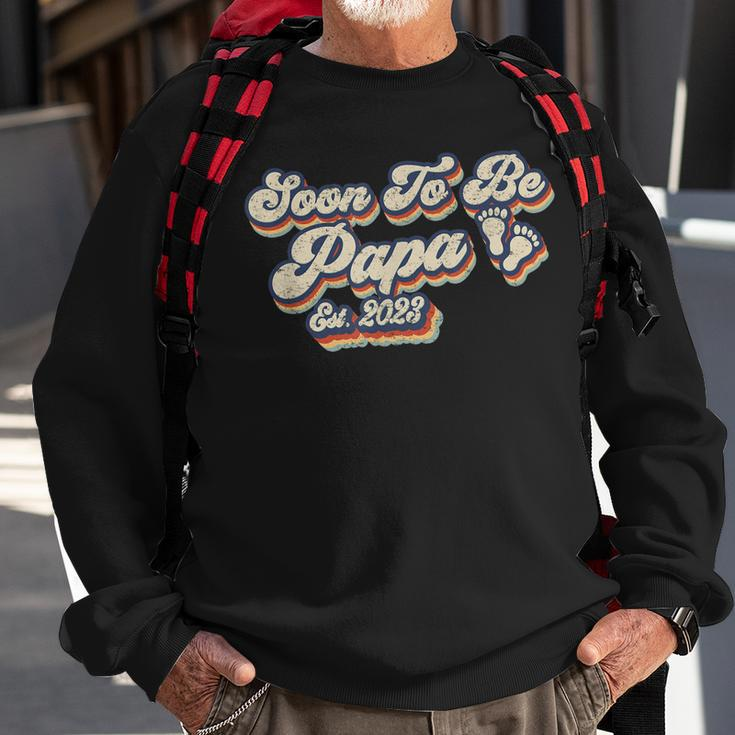 Retro Vintage Soon To Be Papa 2023 New Dad First Time Dad Sweatshirt Gifts for Old Men
