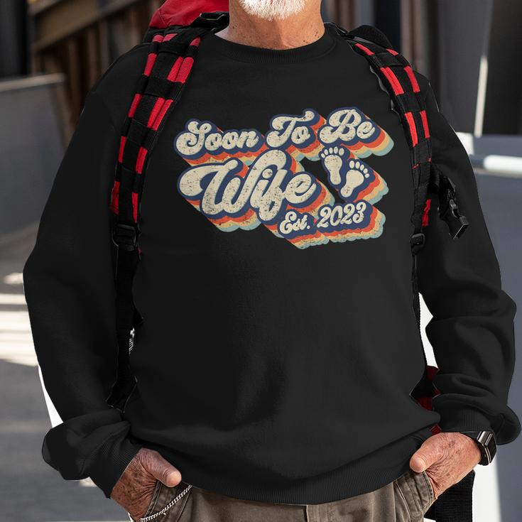 Retro Vintage Soon To Be Wife 2023 Soon To Be Wife Sweatshirt Gifts for Old Men