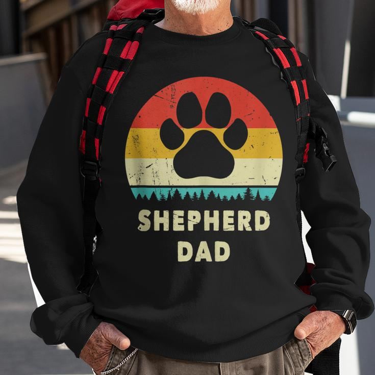 Shepherd Dad Gift For Men Funny German Shepherd Dog Vintage Sweatshirt Gifts for Old Men