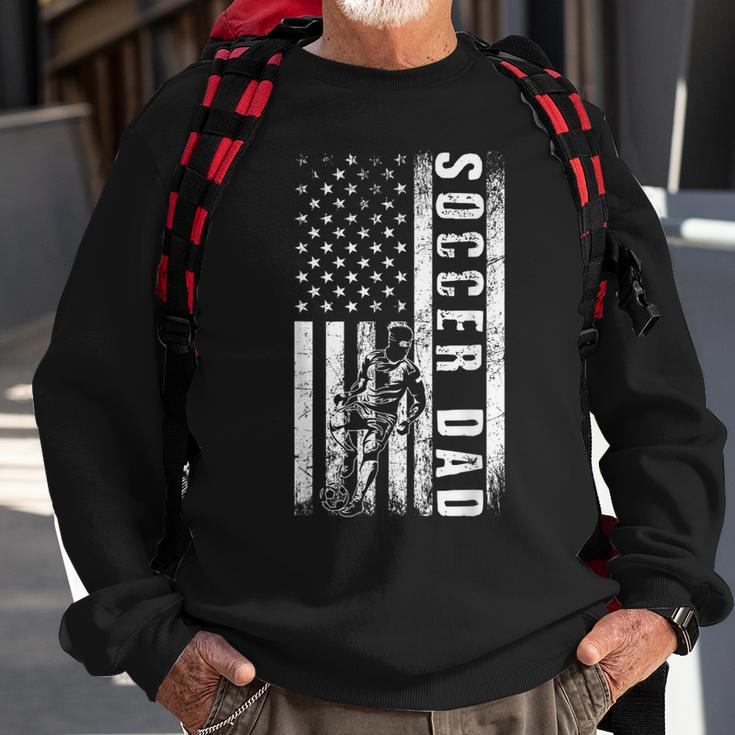 Soccer Dad Usa Flag Soccer Team Fan Daddy Fathers Day Sweatshirt Gifts for Old Men