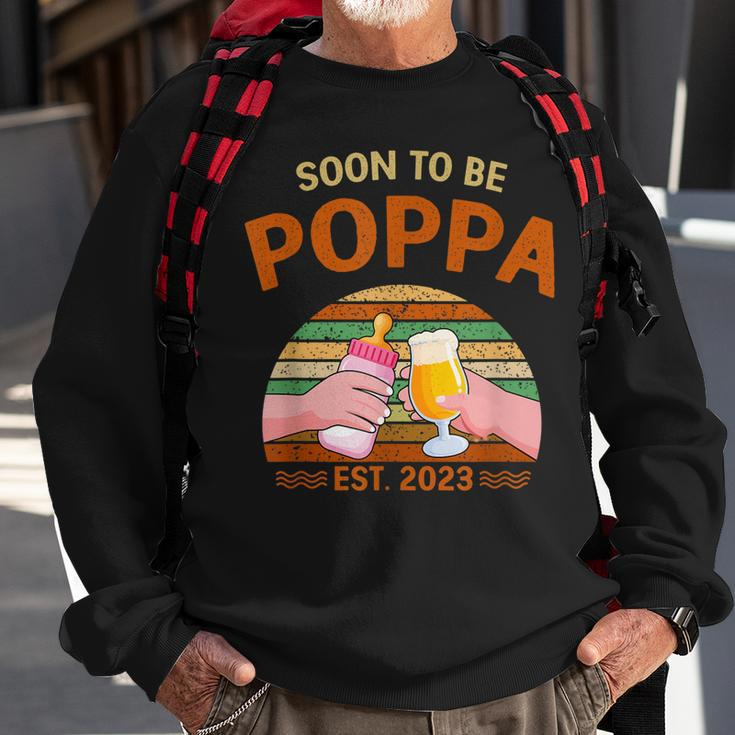 Soon To Be Poppa Est 2023 Fathers Day New Dad Vintage Sweatshirt Gifts for Old Men
