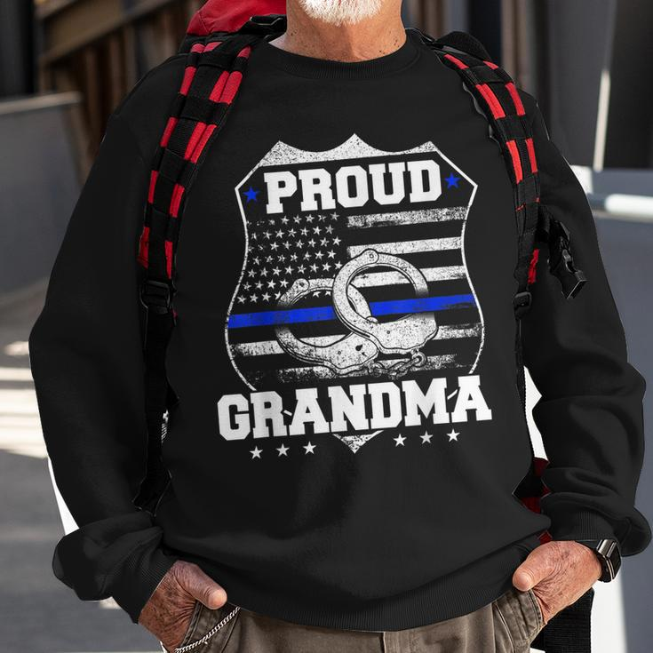 Stolzer Oma Des Polizisten Sweatshirt Geschenke für alte Männer