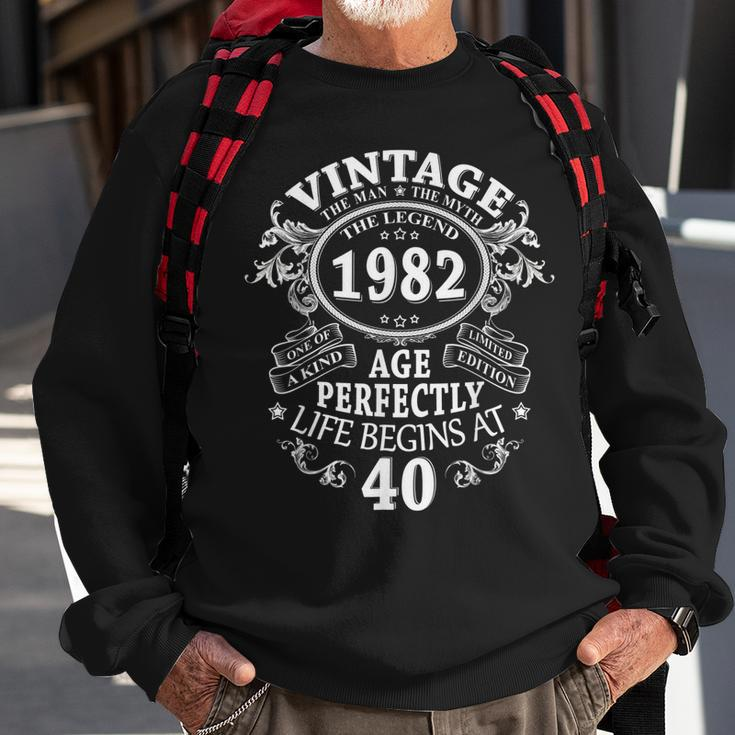 Vintage 1982 The Man Myth Legend 40 Year Old Birthday Gifts Gift For Mens Sweatshirt Gifts for Old Men