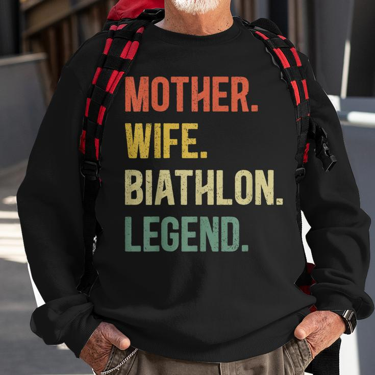 Vintage Mutter Frau Biathlon Legende Retro Wintersport Sweatshirt Geschenke für alte Männer