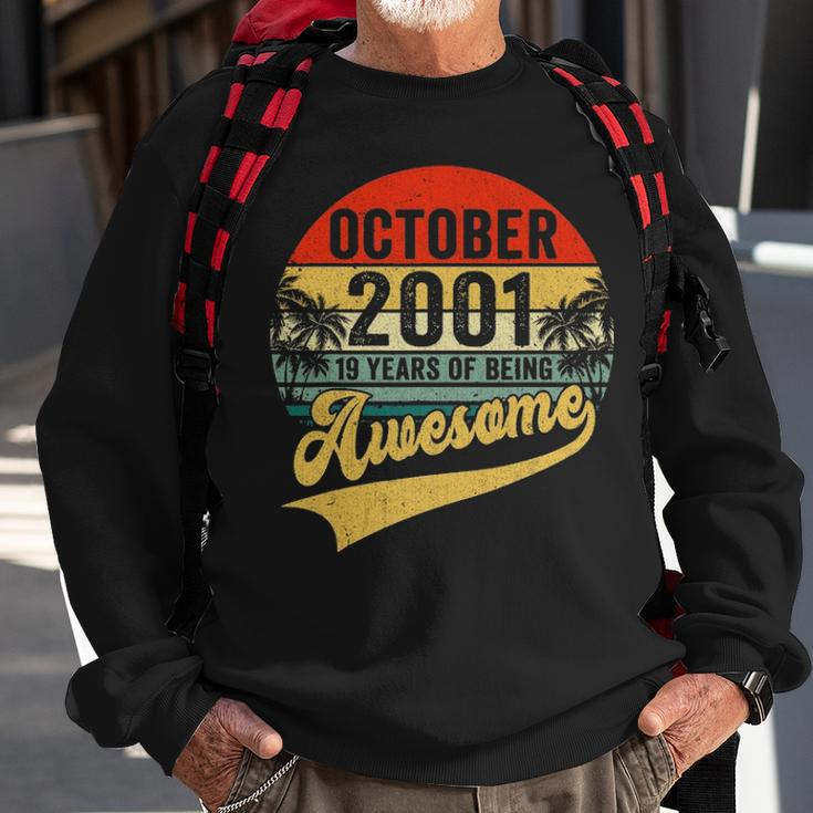 Vintage Retro October 2001 19Th Birthday Gifts 19 Years Old Sweatshirt Gifts for Old Men