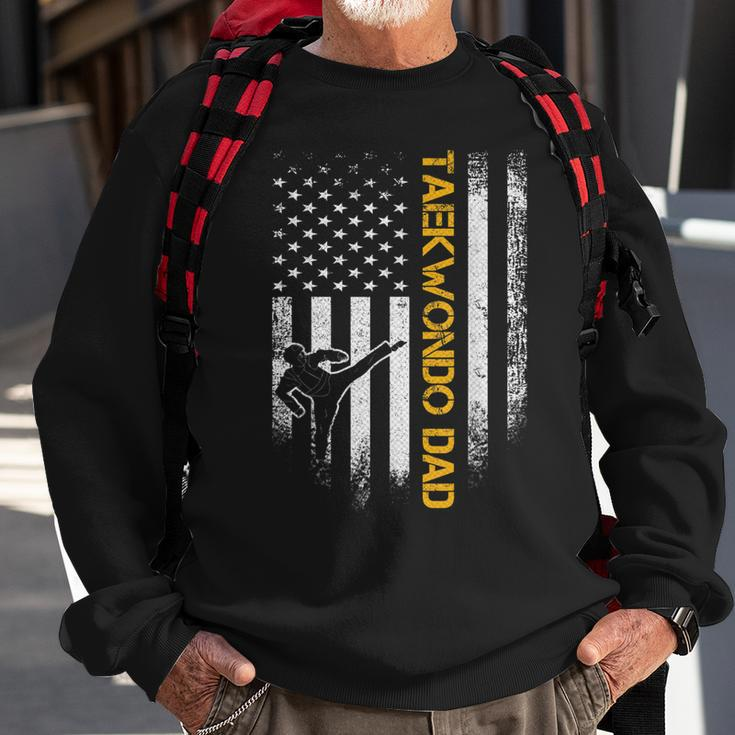 Vintage Usa Flag Korea Taekwondo Training Dad Silhouette Sweatshirt Gifts for Old Men