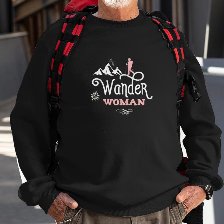 Wander Hiking Women Mountaineering Saying Mountain V2 Sweatshirt Geschenke für alte Männer