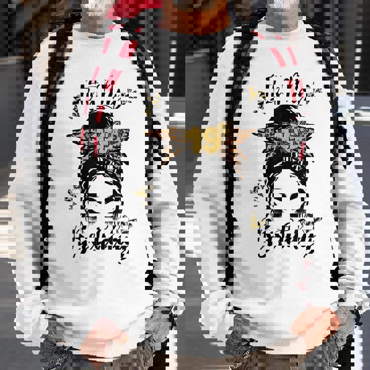 19Th Birthday Decorations Girl Messy Bun 19 Years Old Bday Sweatshirt Gifts for Old Men