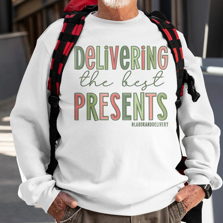 Delivering The Best Presents Xmas Labor And Delivery Nurse Men Women Sweatshirt Graphic Print Unisex Gifts for Old Men